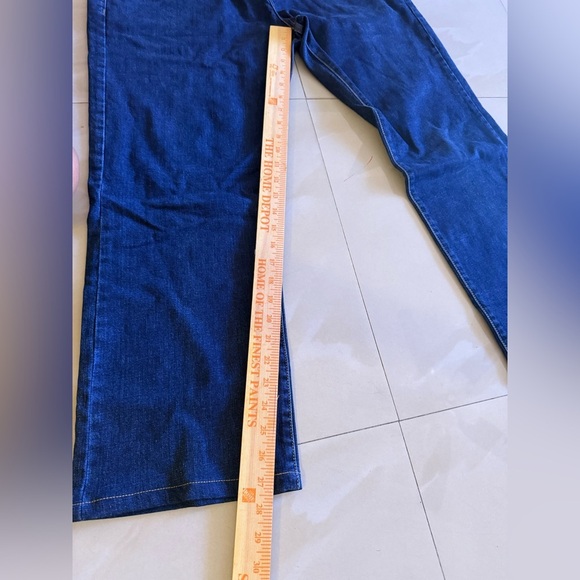 Men's Blue Jeans - Picture 9 of 16